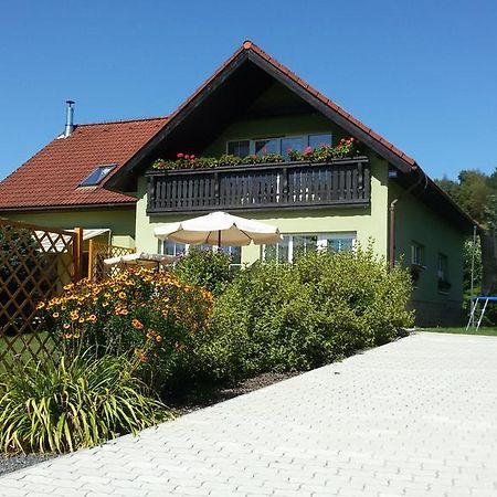 Apartment Amelie Rožnov pod Radhoštěm Екстериор снимка