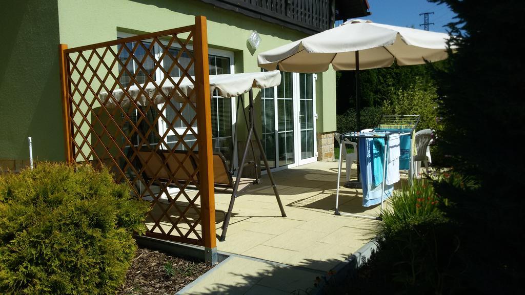 Apartment Amelie Rožnov pod Radhoštěm Екстериор снимка